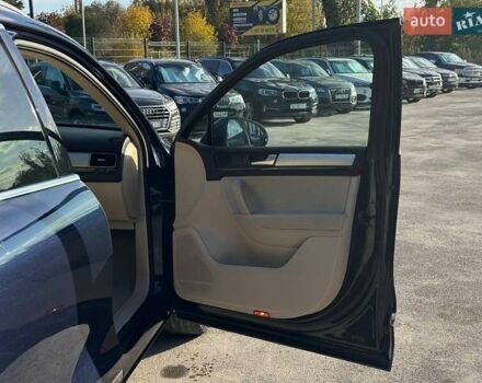 Синий Фольксваген Туарег, объемом двигателя 2.97 л и пробегом 236 тыс. км за 17500 $, фото 1 на Automoto.ua