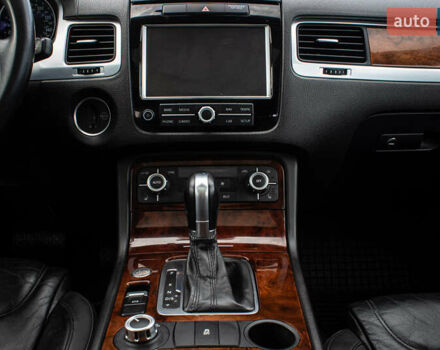 Синий Фольксваген Туарег, объемом двигателя 3 л и пробегом 211 тыс. км за 15700 $, фото 41 на Automoto.ua