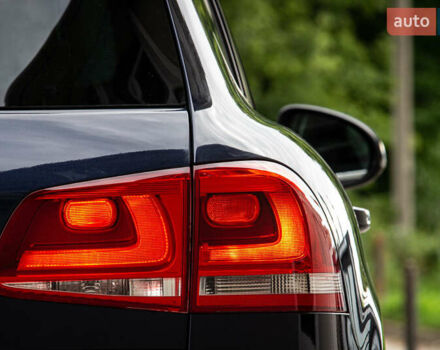 Синий Фольксваген Туарег, объемом двигателя 3 л и пробегом 211 тыс. км за 15700 $, фото 3 на Automoto.ua