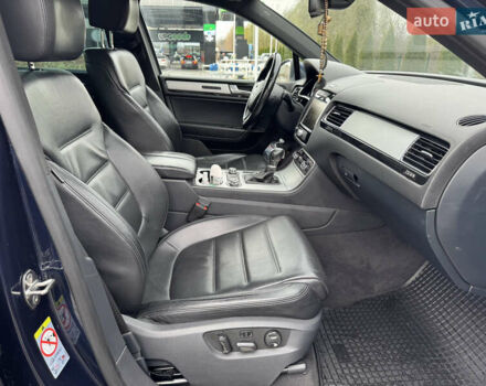 Синий Фольксваген Туарег, объемом двигателя 2.97 л и пробегом 300 тыс. км за 21900 $, фото 32 на Automoto.ua