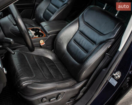 Синий Фольксваген Туарег, объемом двигателя 3 л и пробегом 211 тыс. км за 15700 $, фото 31 на Automoto.ua