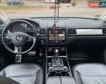 Синий Фольксваген Туарег, объемом двигателя 2.97 л и пробегом 279 тыс. км за 17800 $, фото 21 на Automoto.ua