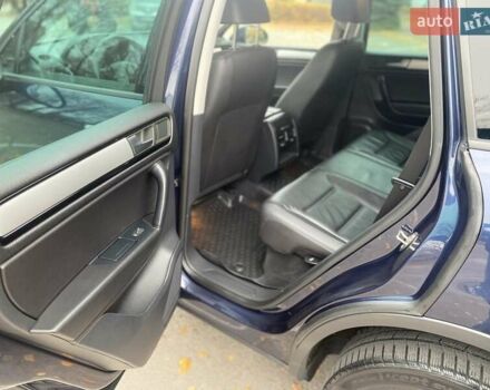 Синий Фольксваген Туарег, объемом двигателя 2.97 л и пробегом 279 тыс. км за 17800 $, фото 19 на Automoto.ua