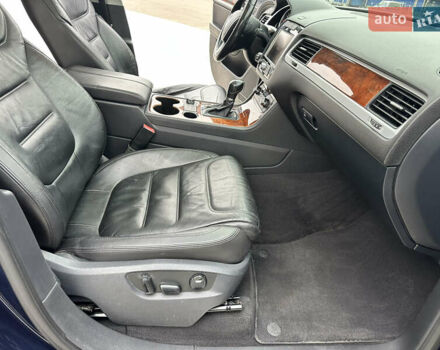 Синій Фольксваген Туарег, об'ємом двигуна 2.97 л та пробігом 352 тис. км за 16700 $, фото 33 на Automoto.ua