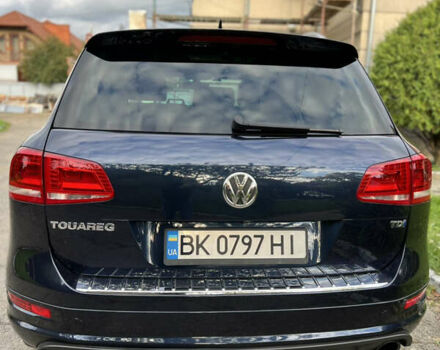 Синій Фольксваген Туарег, об'ємом двигуна 2.97 л та пробігом 250 тис. км за 21100 $, фото 5 на Automoto.ua