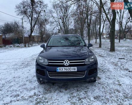 Синий Фольксваген Туарег, объемом двигателя 3.6 л и пробегом 332 тыс. км за 12000 $, фото 2 на Automoto.ua