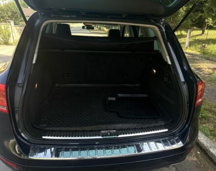 Синий Фольксваген Туарег, объемом двигателя 3 л и пробегом 277 тыс. км за 19500 $, фото 4 на Automoto.ua