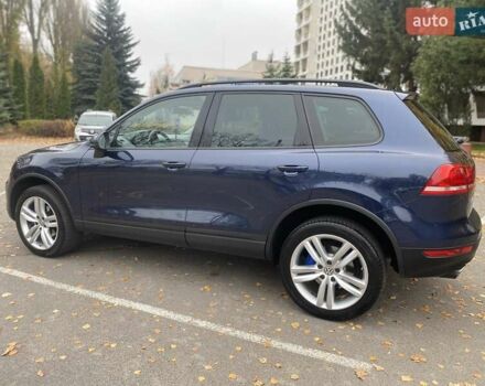 Синий Фольксваген Туарег, объемом двигателя 2.97 л и пробегом 279 тыс. км за 17800 $, фото 2 на Automoto.ua