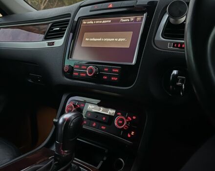 Синий Фольксваген Туарег, объемом двигателя 3 л и пробегом 150 тыс. км за 8595 $, фото 9 на Automoto.ua