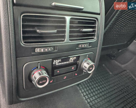 Синий Фольксваген Туарег, объемом двигателя 2.97 л и пробегом 300 тыс. км за 21900 $, фото 23 на Automoto.ua