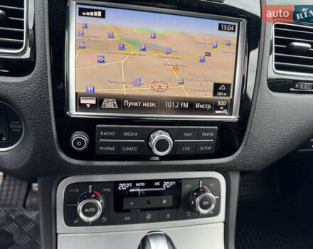 Синий Фольксваген Туарег, объемом двигателя 2.97 л и пробегом 300 тыс. км за 21900 $, фото 40 на Automoto.ua