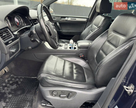 Синий Фольксваген Туарег, объемом двигателя 2.97 л и пробегом 300 тыс. км за 21900 $, фото 36 на Automoto.ua