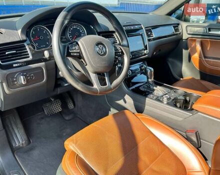 Синій Фольксваген Туарег, об'ємом двигуна 2.97 л та пробігом 304 тис. км за 19900 $, фото 9 на Automoto.ua