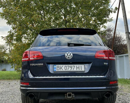 Синій Фольксваген Туарег, об'ємом двигуна 2.97 л та пробігом 250 тис. км за 21100 $, фото 2 на Automoto.ua