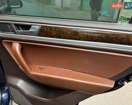 Синий Фольксваген Туарег, объемом двигателя 3 л и пробегом 127 тыс. км за 16300 $, фото 18 на Automoto.ua