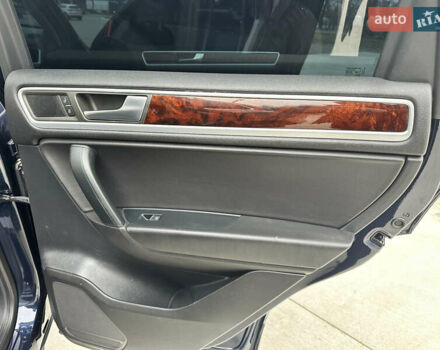 Синій Фольксваген Туарег, об'ємом двигуна 2.97 л та пробігом 352 тис. км за 16700 $, фото 37 на Automoto.ua