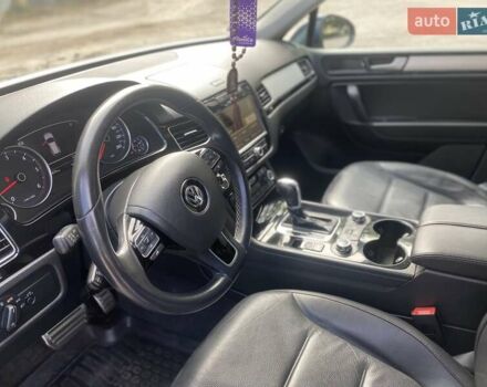 Фольксваген Туарег 2013 в Виннице на Automoto.ua Синий Фольксваген Туарег, объемом двигателя 2.97 л и пробегом 279 тыс. км за 18700 $, фото 17 на Automoto.ua