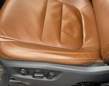 Фольксваген Туарег 2013 в Харькове на Automoto.ua Синий Фольксваген Туарег, объемом двигателя 2.97 л и пробегом 153 тыс. км за 29500 $, фото 11 на Automoto.ua