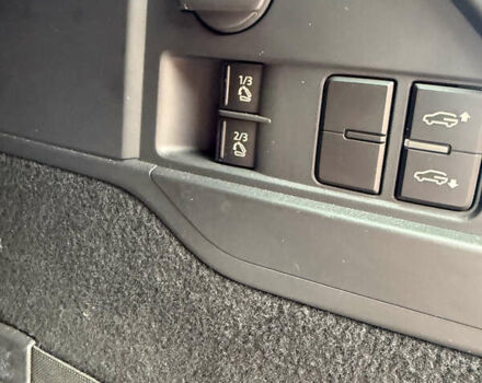 Фольксваген Туарег 2013 в Харькове на Automoto.ua Синий Фольксваген Туарег, объемом двигателя 2.97 л и пробегом 153 тыс. км за 29500 $, фото 22 на Automoto.ua