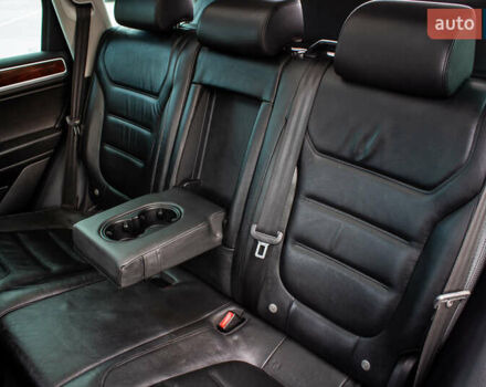 Синий Фольксваген Туарег, объемом двигателя 3 л и пробегом 211 тыс. км за 15700 $, фото 49 на Automoto.ua