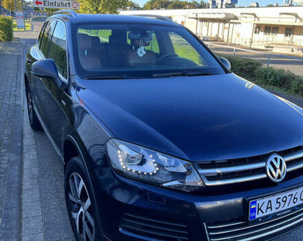 Фольксваген Туарег 2013 в Харькове на Automoto.ua Синий Фольксваген Туарег, объемом двигателя 2.97 л и пробегом 153 тыс. км за 29500 $, фото 10 на Automoto.ua