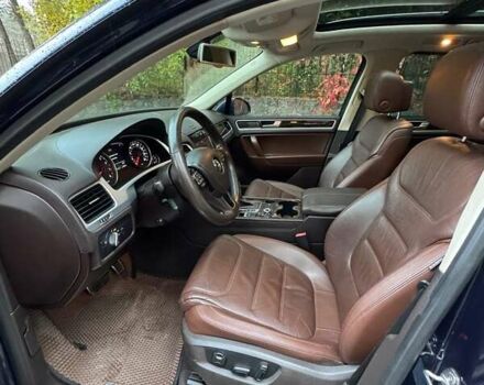 Синий Фольксваген Туарег, объемом двигателя 3 л и пробегом 127 тыс. км за 15999 $, фото 8 на Automoto.ua