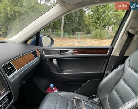 Синій Фольксваген Туарег, об'ємом двигуна 2.97 л та пробігом 288 тис. км за 23145 $, фото 18 на Automoto.ua