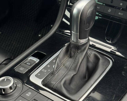 Синій Фольксваген Туарег, об'ємом двигуна 2.97 л та пробігом 237 тис. км за 23000 $, фото 63 на Automoto.ua