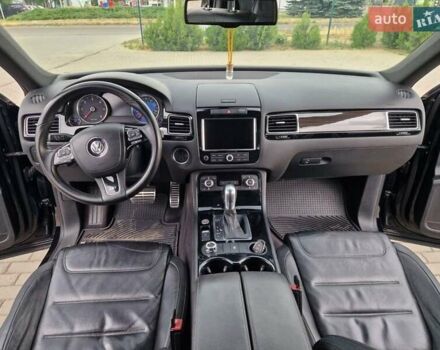 Синий Фольксваген Туарег, объемом двигателя 2.97 л и пробегом 310 тыс. км за 17400 $, фото 25 на Automoto.ua