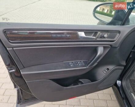 Синий Фольксваген Туарег, объемом двигателя 2.97 л и пробегом 310 тыс. км за 17400 $, фото 16 на Automoto.ua