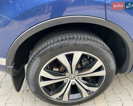 Синій Фольксваген Туарег, об'ємом двигуна 2.97 л та пробігом 288 тис. км за 23145 $, фото 6 на Automoto.ua