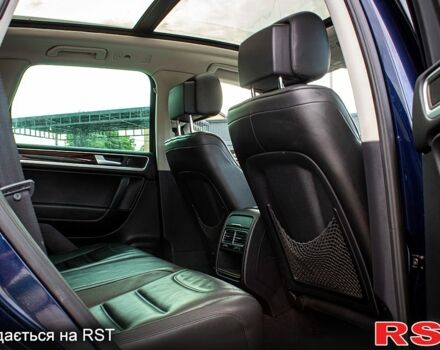 Синий Фольксваген Туарег, объемом двигателя 3 л и пробегом 211 тыс. км за 15700 $, фото 8 на Automoto.ua