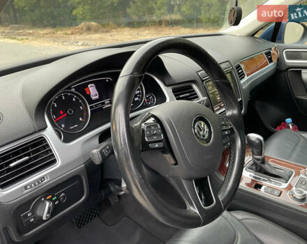 Синій Фольксваген Туарег, об'ємом двигуна 2.97 л та пробігом 288 тис. км за 23145 $, фото 15 на Automoto.ua