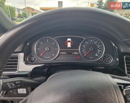 Синий Фольксваген Туарег, объемом двигателя 2.97 л и пробегом 310 тыс. км за 17400 $, фото 15 на Automoto.ua