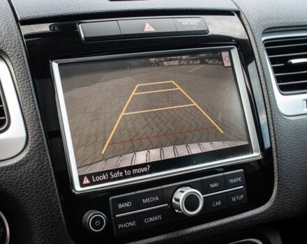 Синій Фольксваген Туарег, об'ємом двигуна 3 л та пробігом 211 тис. км за 15700 $, фото 11 на Automoto.ua