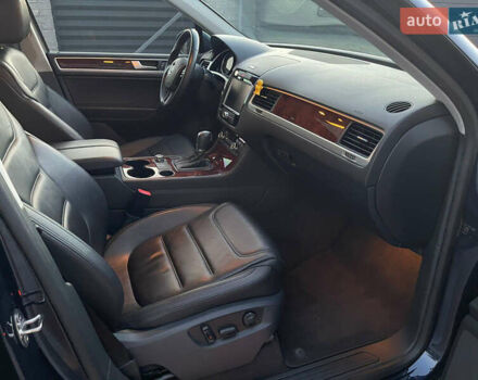 Синій Фольксваген Туарег, об'ємом двигуна 3.6 л та пробігом 170 тис. км за 18000 $, фото 10 на Automoto.ua