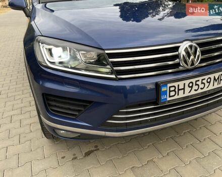 Синій Фольксваген Туарег, об'ємом двигуна 2.97 л та пробігом 288 тис. км за 23145 $, фото 3 на Automoto.ua