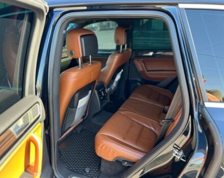 Синий Фольксваген Туарег, объемом двигателя 3 л и пробегом 250 тыс. км за 23500 $, фото 13 на Automoto.ua