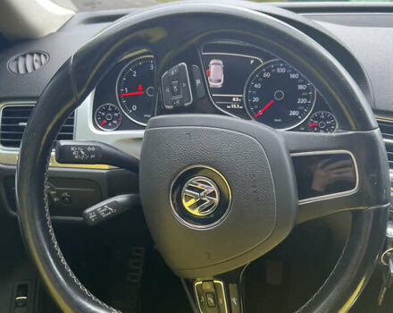 Синий Фольксваген Туарег, объемом двигателя 2.97 л и пробегом 190 тыс. км за 24800 $, фото 27 на Automoto.ua