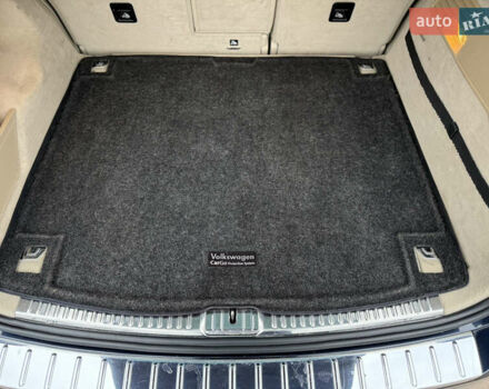 Синий Фольксваген Туарег, объемом двигателя 3.6 л и пробегом 369 тыс. км за 15000 $, фото 19 на Automoto.ua