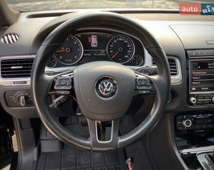 Синий Фольксваген Туарег, объемом двигателя 3 л и пробегом 160 тыс. км за 31000 $, фото 17 на Automoto.ua