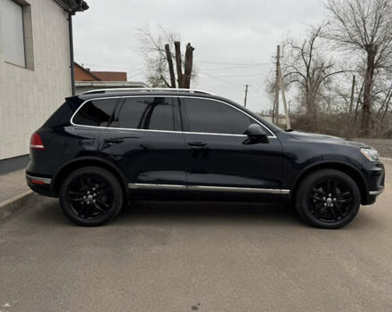 Синий Фольксваген Туарег, объемом двигателя 3.6 л и пробегом 369 тыс. км за 15000 $, фото 4 на Automoto.ua