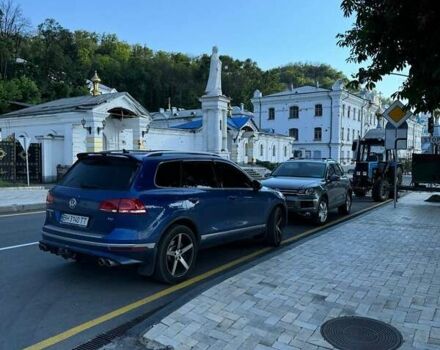 Синий Фольксваген Туарег, объемом двигателя 2.97 л и пробегом 193 тыс. км за 22000 $, фото 6 на Automoto.ua