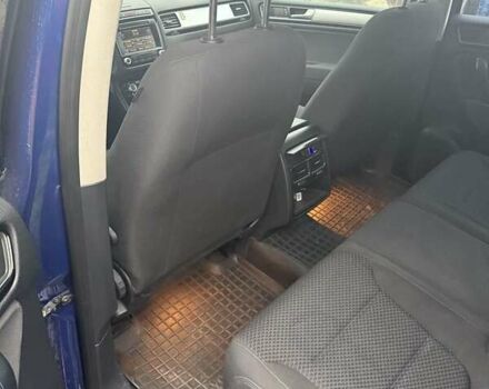 Синий Фольксваген Туарег, объемом двигателя 2.97 л и пробегом 136 тыс. км за 29300 $, фото 16 на Automoto.ua