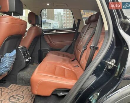 Синий Фольксваген Туарег, объемом двигателя 2.97 л и пробегом 294 тыс. км за 24990 $, фото 8 на Automoto.ua