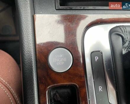 Синий Фольксваген Туарег, объемом двигателя 2.97 л и пробегом 294 тыс. км за 24990 $, фото 26 на Automoto.ua