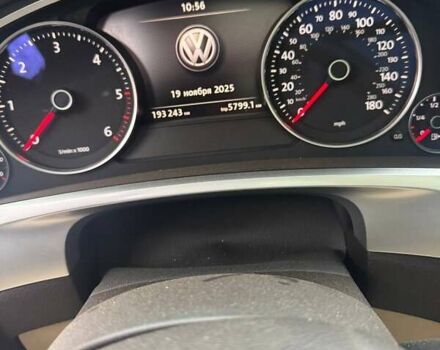 Синий Фольксваген Туарег, объемом двигателя 2.97 л и пробегом 193 тыс. км за 22000 $, фото 5 на Automoto.ua