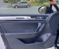 Синий Фольксваген Туарег, объемом двигателя 3 л и пробегом 136 тыс. км за 27600 $, фото 65 на Automoto.ua