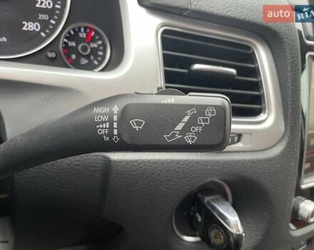 Синий Фольксваген Туарег, объемом двигателя 2.97 л и пробегом 294 тыс. км за 24990 $, фото 22 на Automoto.ua