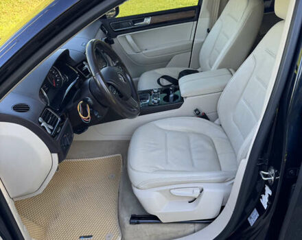 Синій Фольксваген Туарег, об'ємом двигуна 2.97 л та пробігом 245 тис. км за 23000 $, фото 16 на Automoto.ua